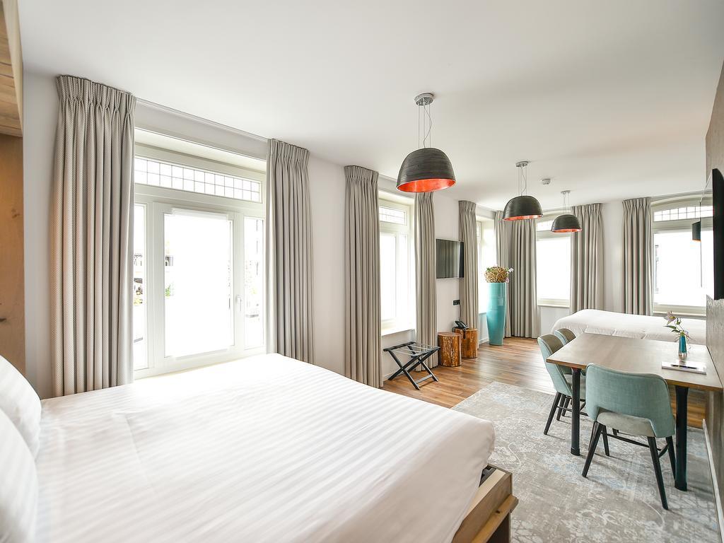 Brasserie-Hotel Antje Van De Statie Weert Extérieur photo
