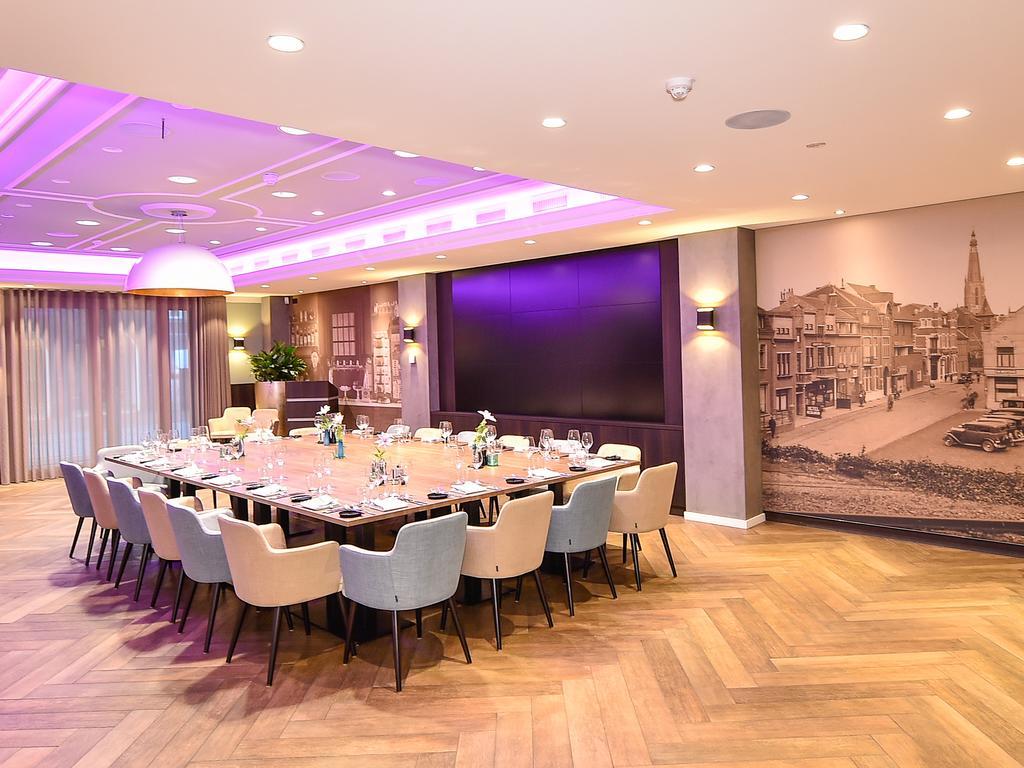 Brasserie-Hotel Antje Van De Statie Weert Extérieur photo