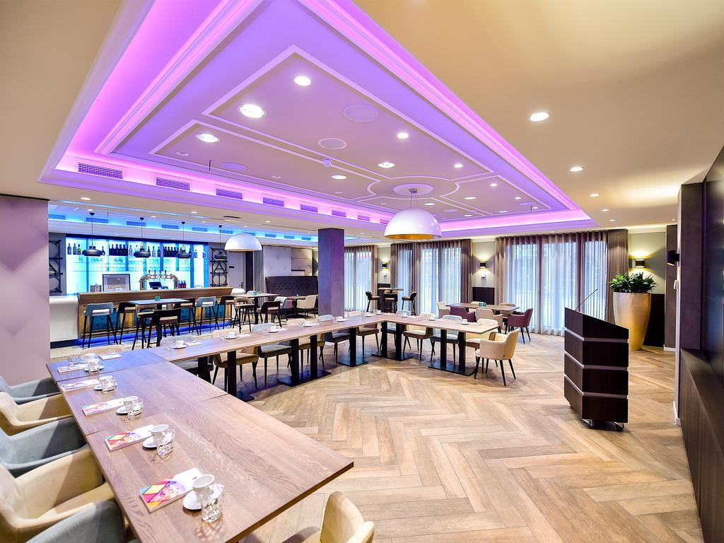 Brasserie-Hotel Antje Van De Statie Weert Extérieur photo