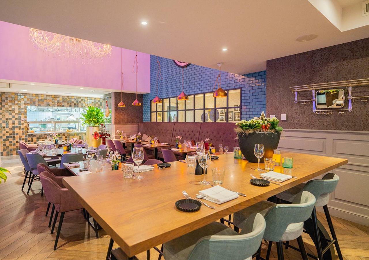 Brasserie-Hotel Antje Van De Statie Weert Extérieur photo